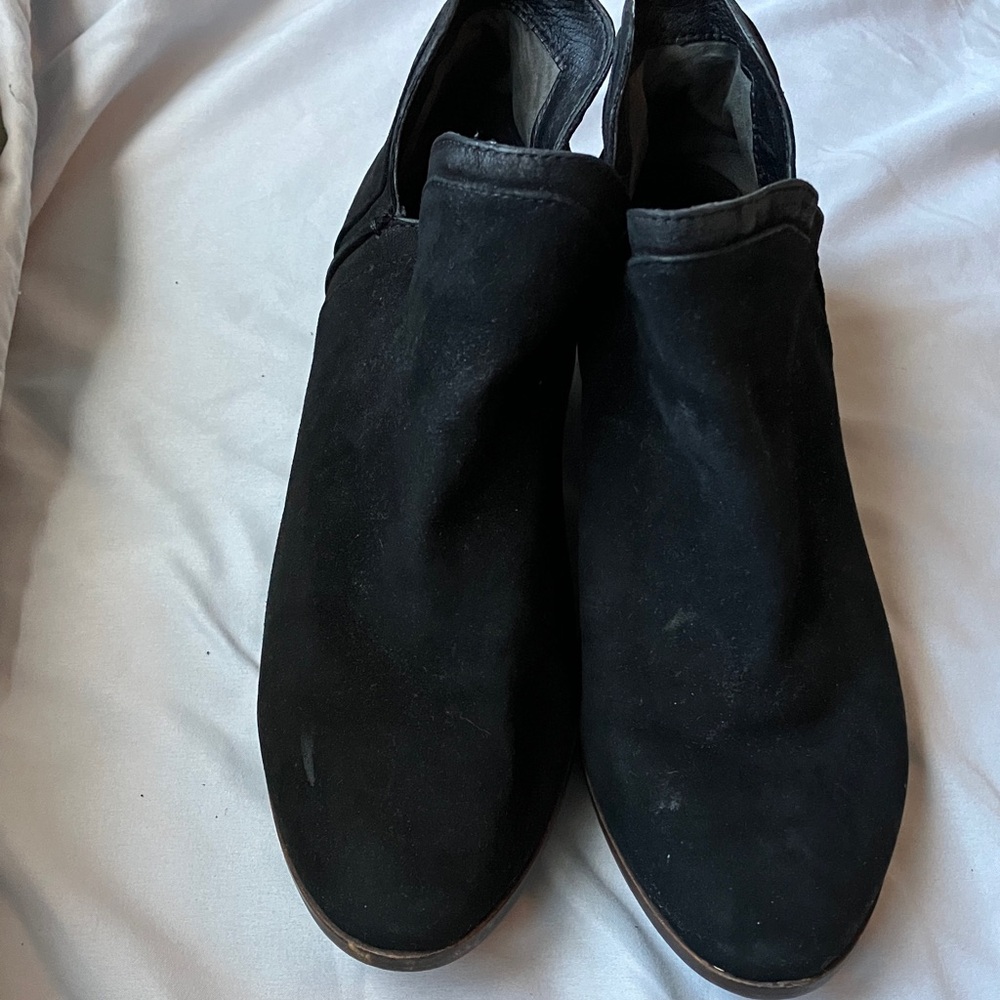 Sam Edelman Black Ankle Booties - Picture 2 of 14